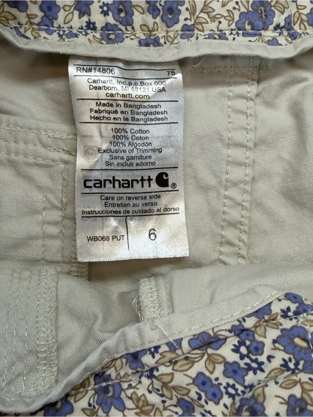 Carhartt Shorts Women’s Cream Cargo Bermuda Chino Shorts Size 6 Outdoor Hike